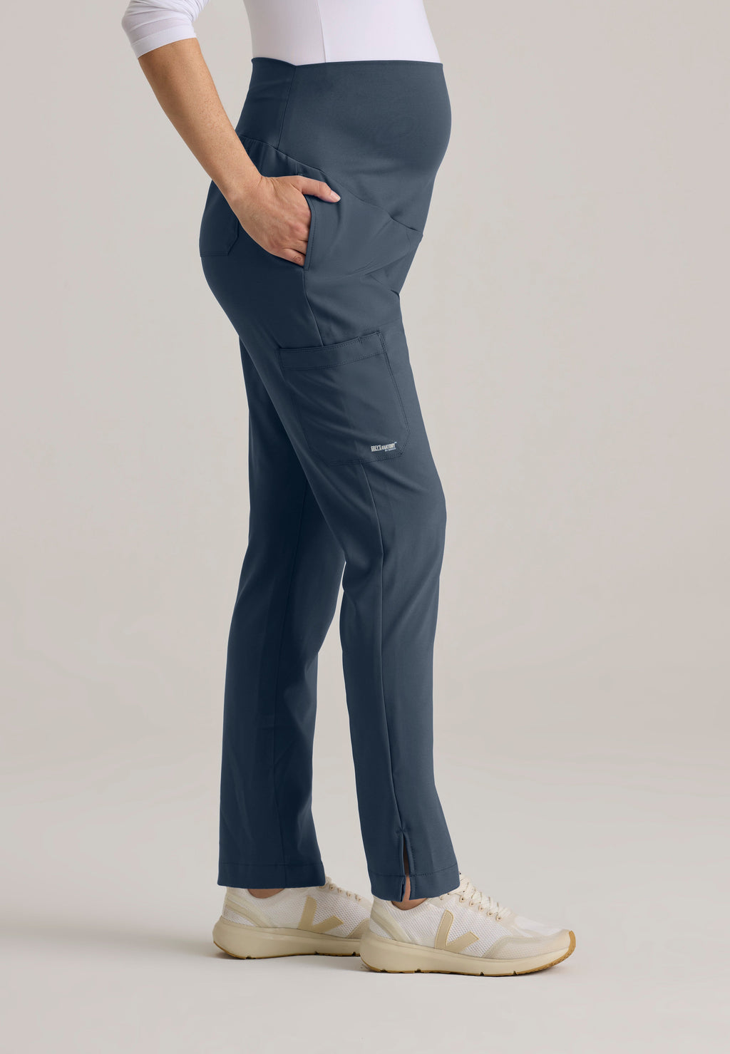 Side View of the Promise Maternity Pant in Steel from Grey's Anatomy™ by Barco Evolve