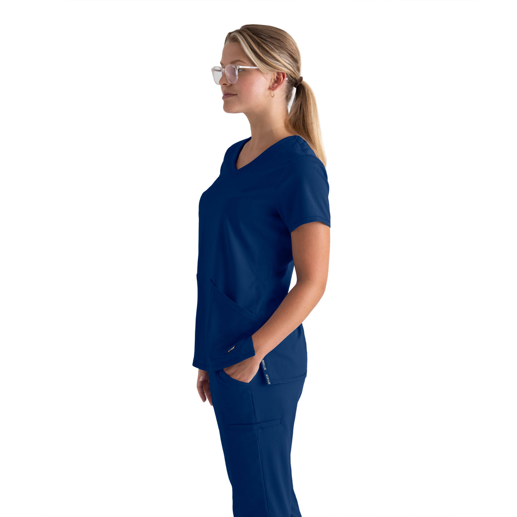 Serena 3-Pocket Curved V-Neck Scrub Top